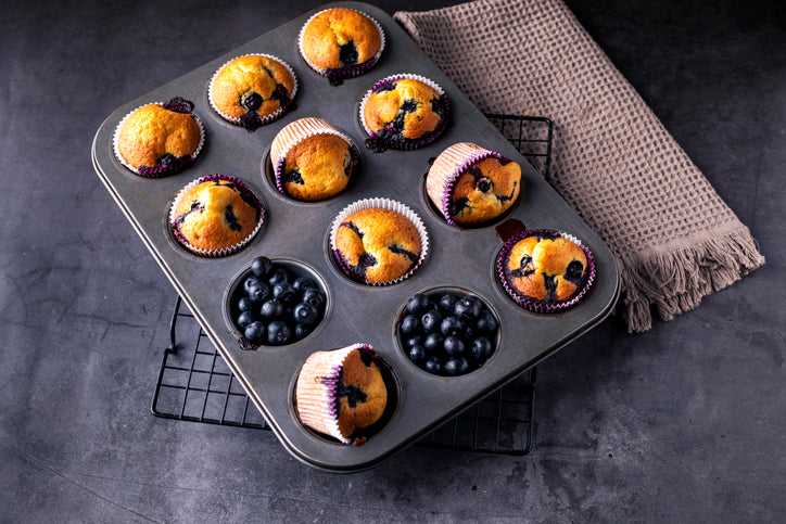 BLAUBEERMUFFINS mit Hafer-Crumble - BACKMISCHUNG BIO l VEGAN l LAKTOSEFREI